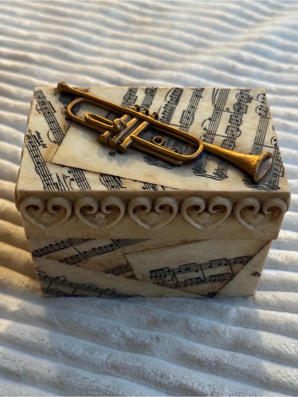 Vintage Roman Inc. Allegre Collection Trumpet Music / Jewelry Box 2004